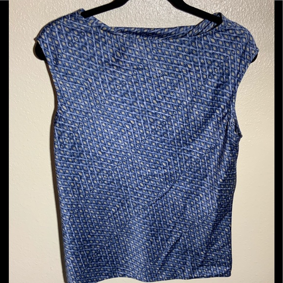 Anne Klein Dress shirt.   .94 - Picture 2 of 3